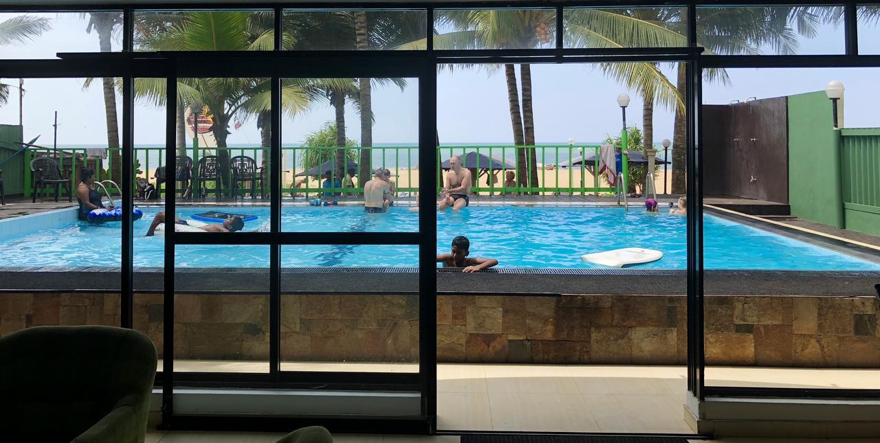 Lanka Beach Hotel Ettukala Bagian luar foto