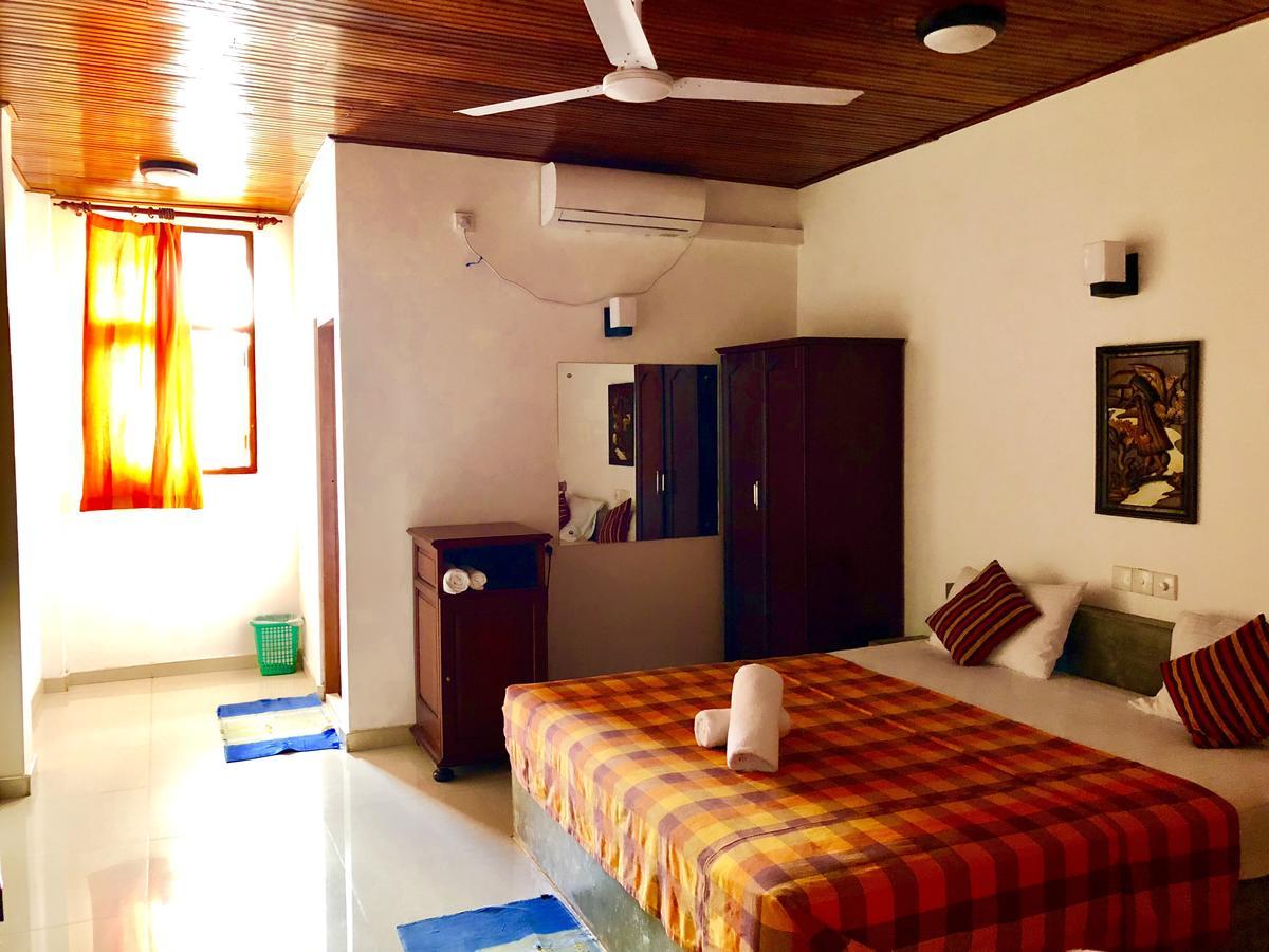 Lanka Beach Hotel Ettukala Bagian luar foto